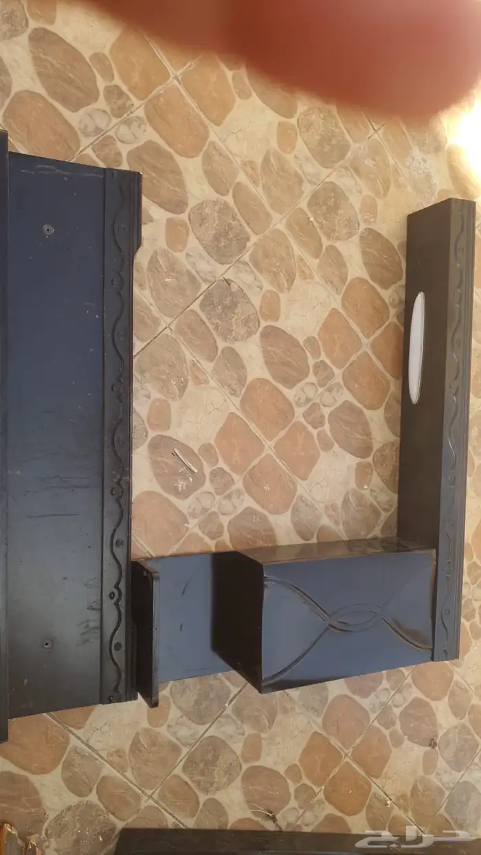 مغسله عند الحمام معا المرايه 1