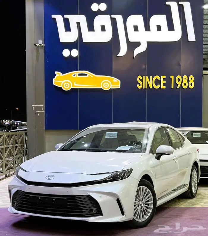 تويوتا كامري LE نص فل بنزين 2025 اقل سعر اقساط او كاش 0