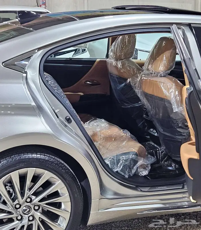 لكزس ES.350..2023 60