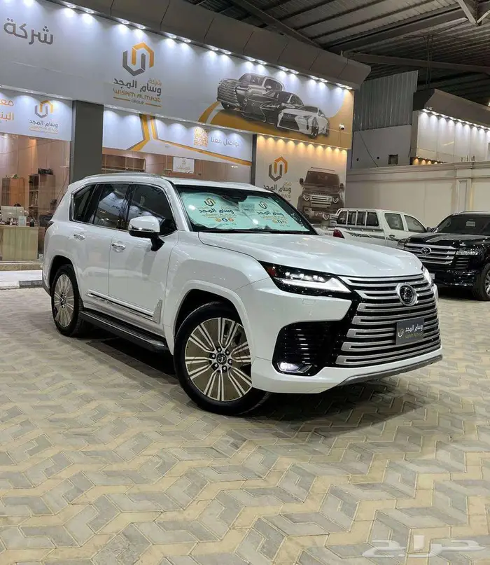 عرض خاص لكزس LX600 BB بنزين موديل 2025 سعودي بطاقه جمركيه 0