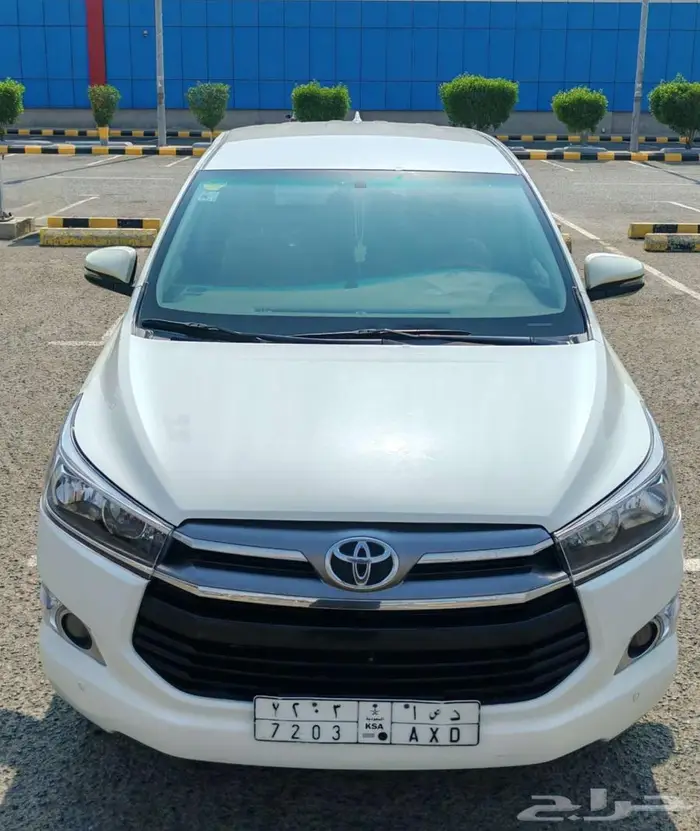 انوفا ممشى قليل ونظيفه 0