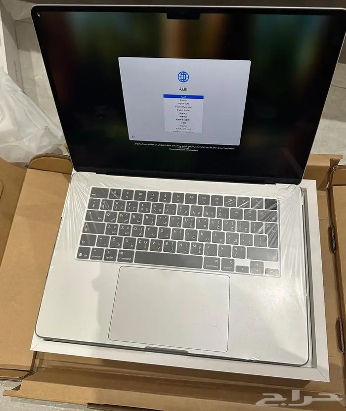 ماك بوك اير M4 8