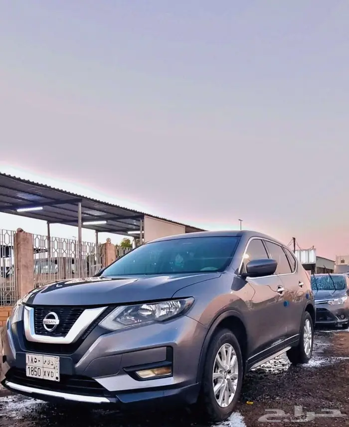 اكس تريل موديل 2021 4