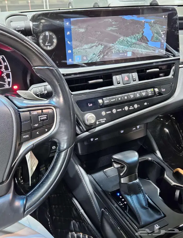 لكزس ES.350..2023 38