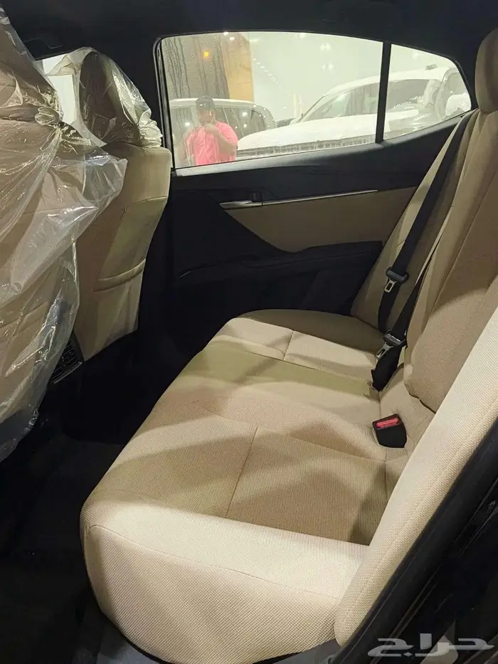 تويوتا كامري ( E-LE ) بنزين 2025 سعودي ( اقل سعر ) بطاقه 14