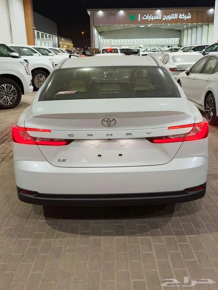 تويوتا كامري ( E-LE ) بنزين 2025 سعودي ( اقل سعر ) بطاقه 5