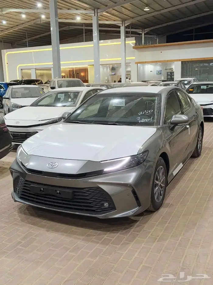 تويوتا كامري ( E-LE ) بنزين 2025 سعودي ( اقل سعر ) بطاقه 19