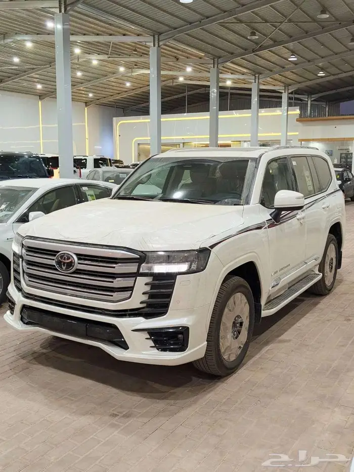 تويوتا لاندكروزر ( GXR-S ) فل كامل 2025 خليجي 6
