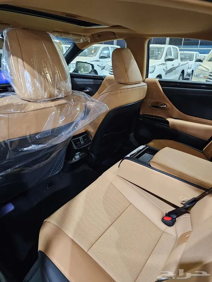 لكزس اي اس 250 موديل 2025 7