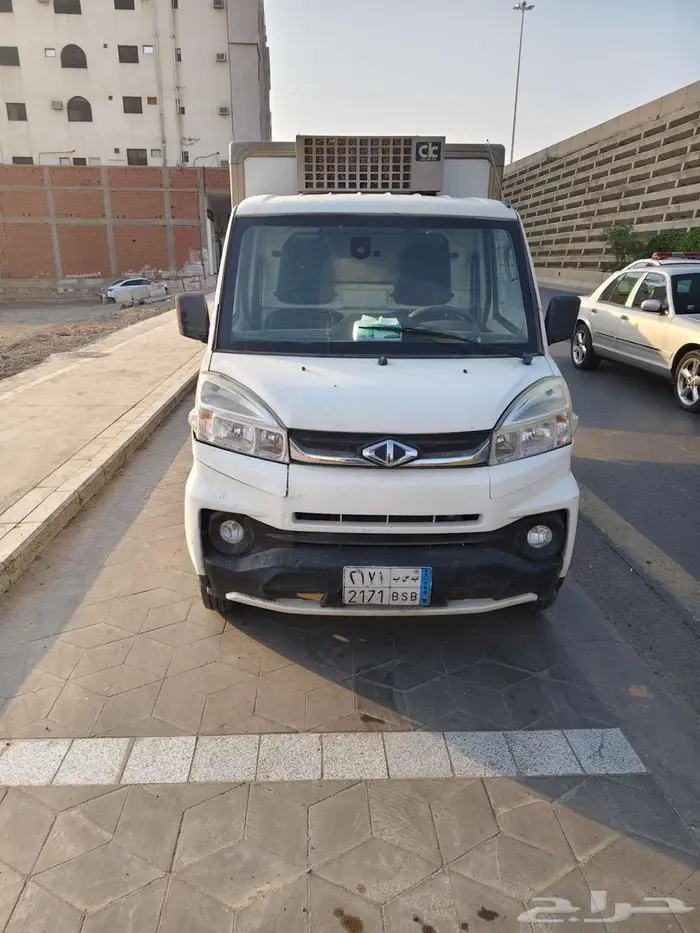 سيارة تجميد وتبريد cmc 2