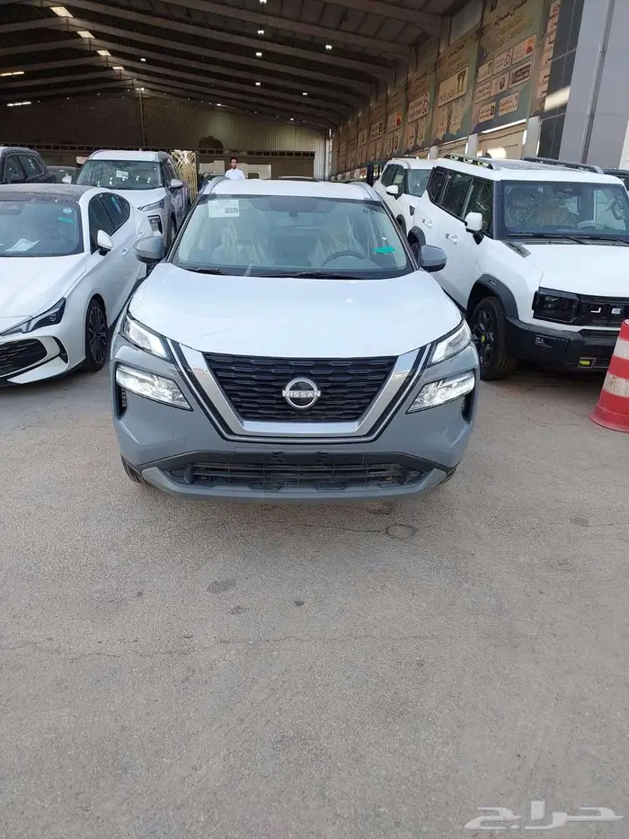 نيسان اكس تريل 5 مقاعد دفع رباعي ستاندر 2026 2