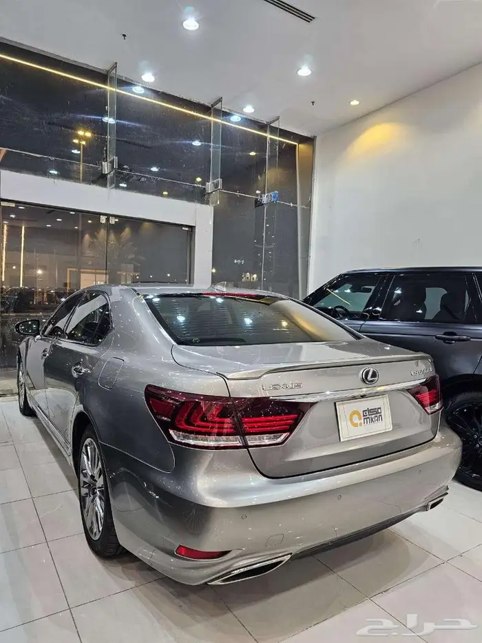 لكزس LS600HL سعودى 2015 عرض خاص 11