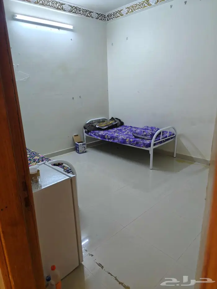 فرصة ذهبية محل زينة سيارات حي طويق شارع بلال 6