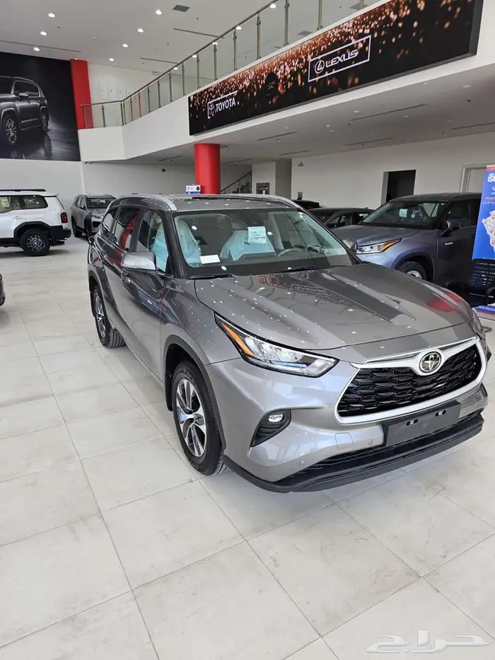 تويوتا هايلاندر GLE موديل 2025 4
