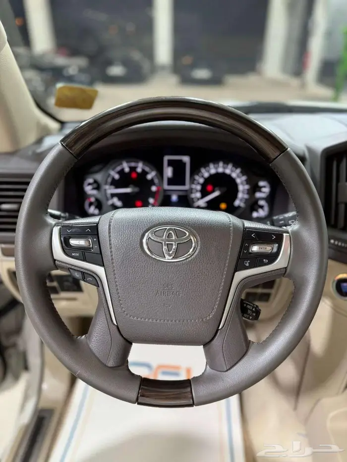 لانكروزر تورينق - 2019 - 237.000KM 10