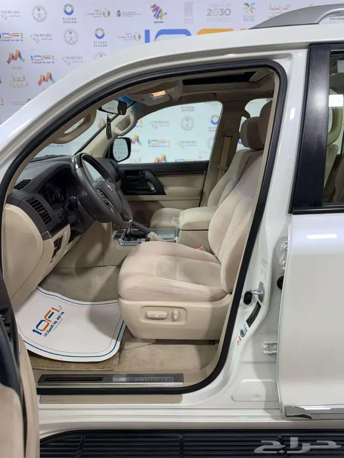 لانكروزر تورينق - 2019 - 237.000KM 8