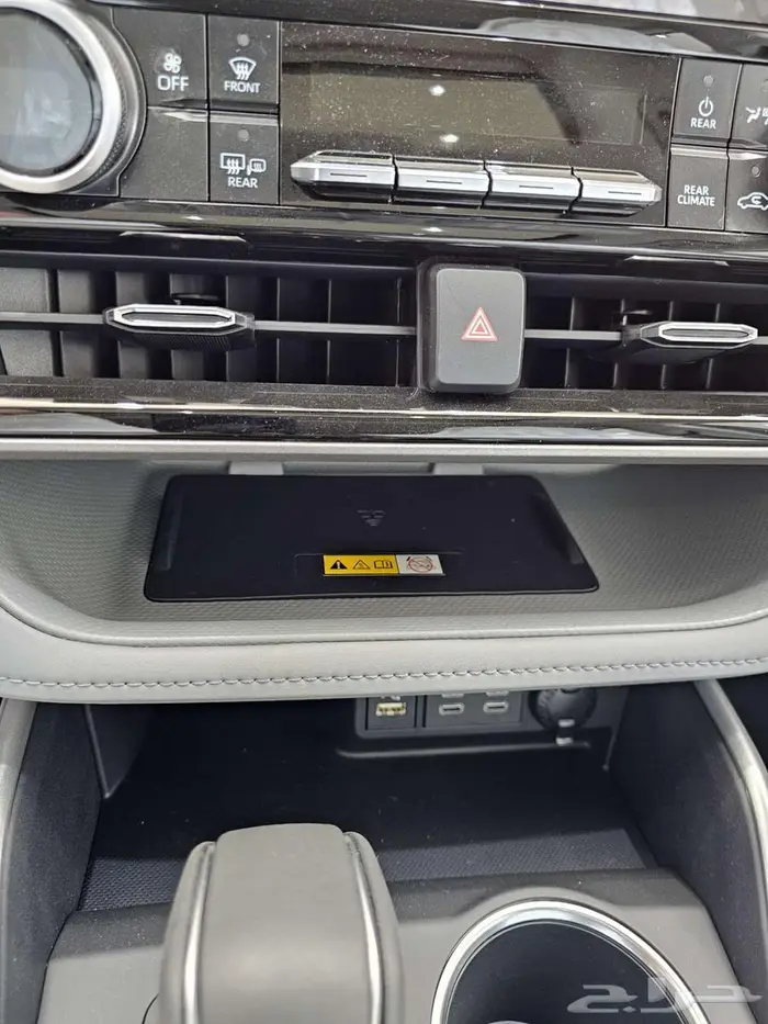 تويوتا هايلاندر GLE موديل 2025 16