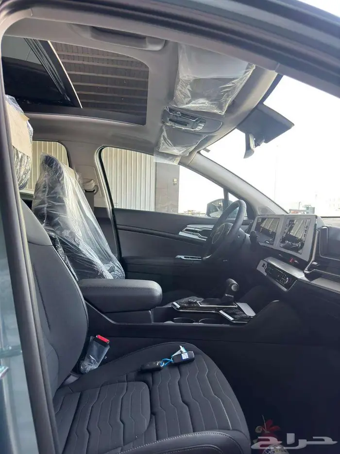 كيا سبورتاج GLS نص فل بانوراما 1600 موديل2025 تصفية بسعر خاص 10