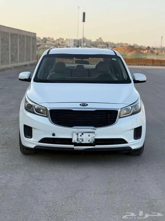 كيا كرنيفال 2016 0