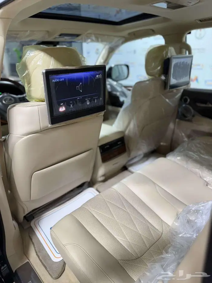 لكزس بلاك اديشن LX570 - 2020 - 77.000KM 15