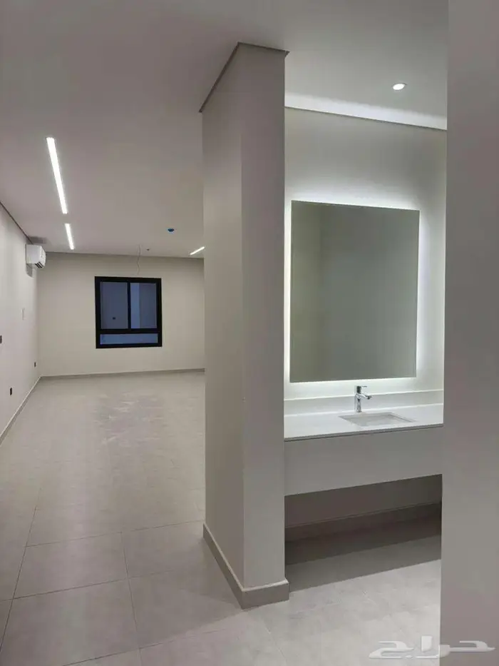 للايجار شقة حى البحر الخبر 8