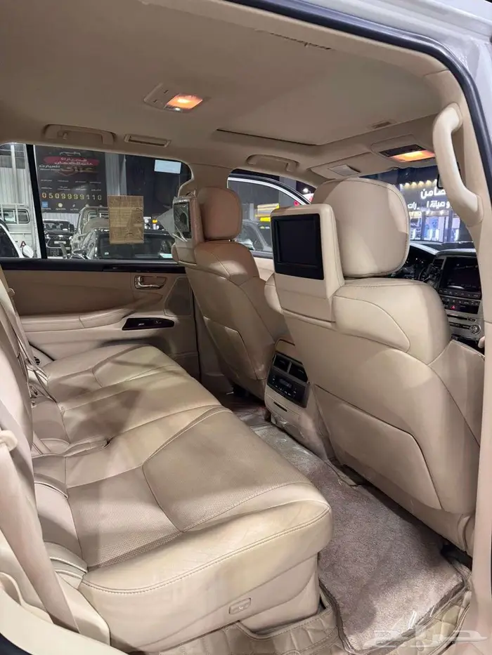 جيب لكزس 2015 LX570 سعودي خصم الخصم فل كامل 16