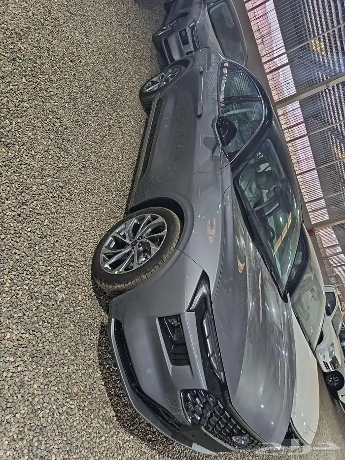 فورد تورس تيتانيوم فل كامل 1