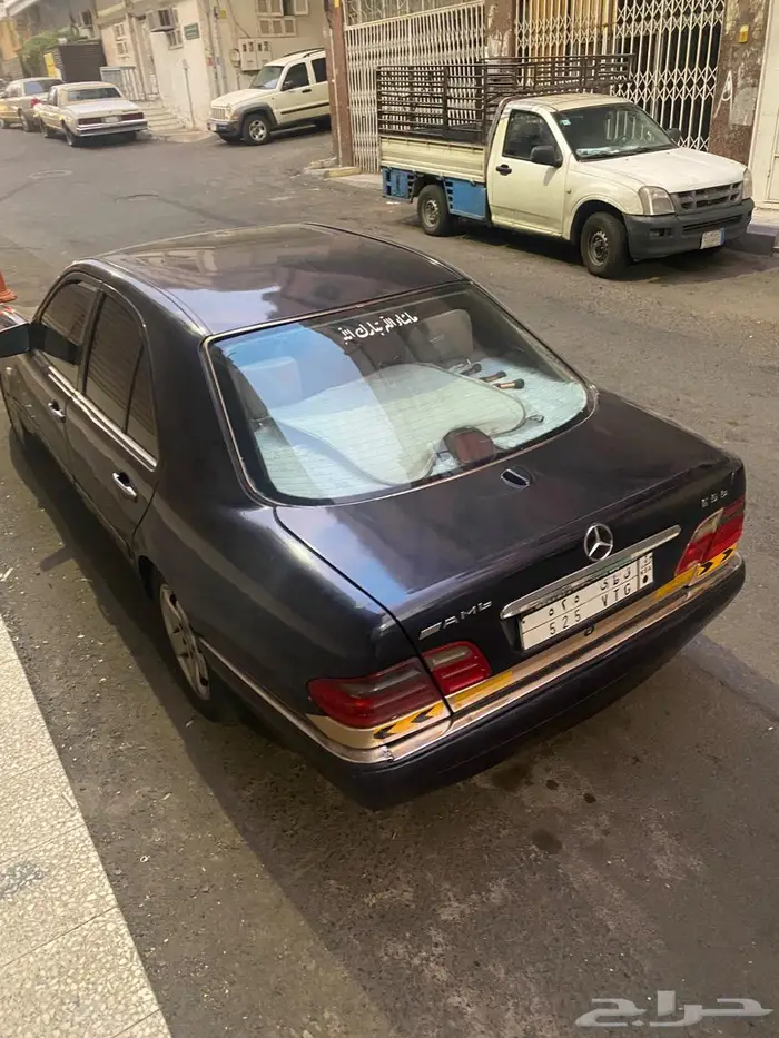 مرسدس ابو عيون 1