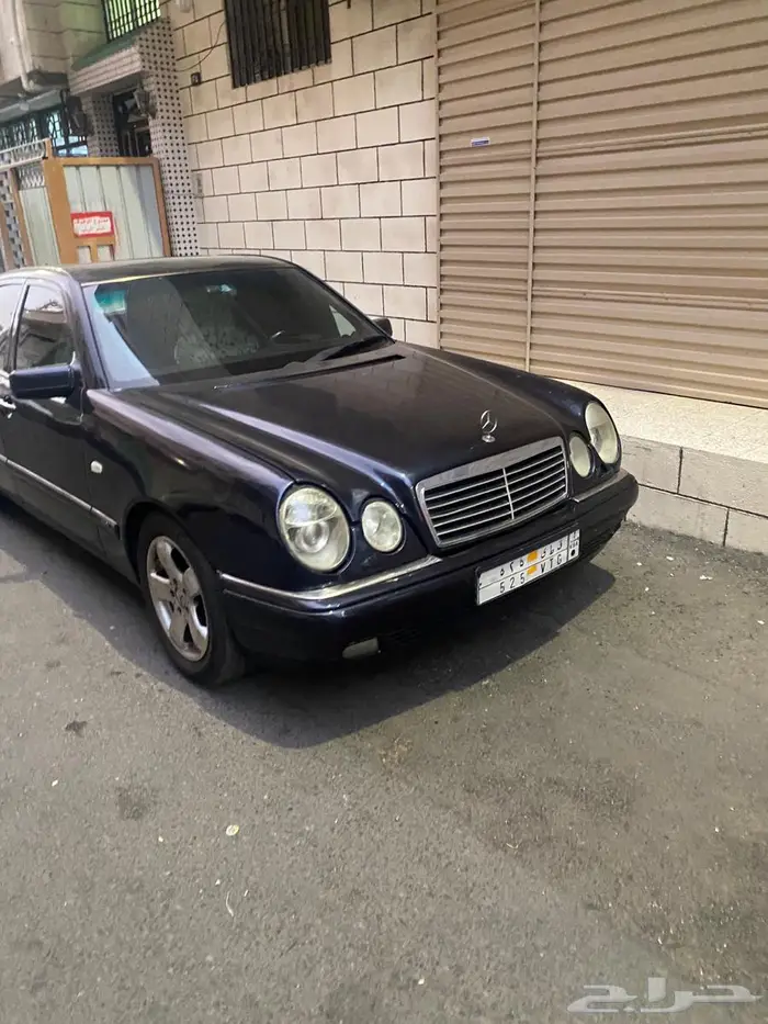 مرسدس ابو عيون 3