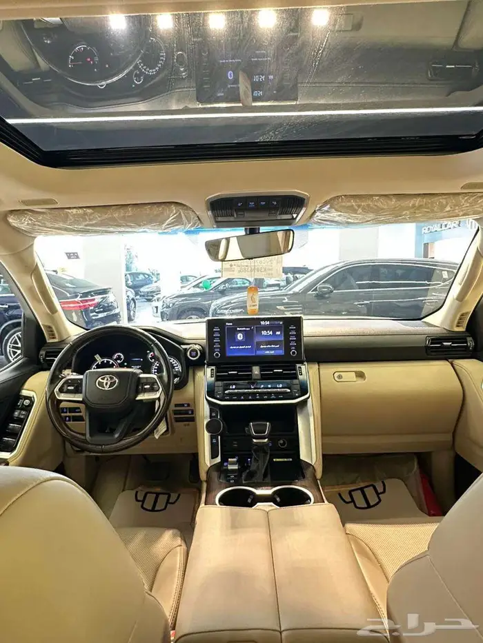 تويوتا GXR لاندكروزر L4 موديل 2023 7