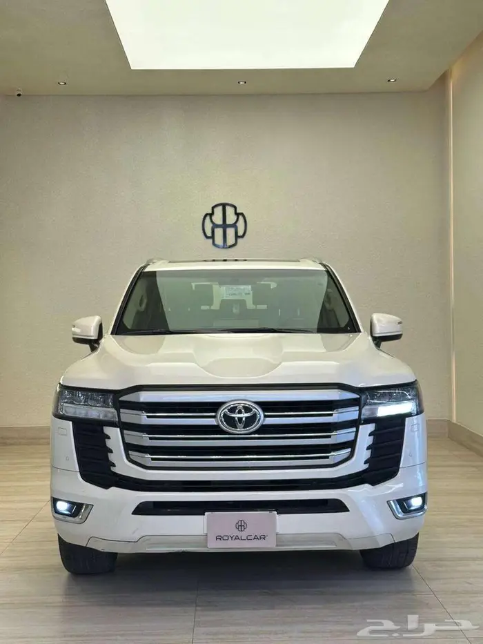 تويوتا GXR لاندكروزر L4 موديل 2023 0