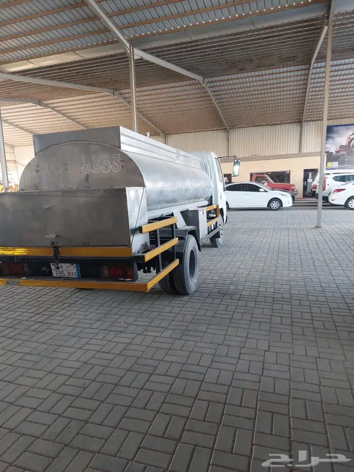 دينا ايسوزو وايت موديل 2003 0