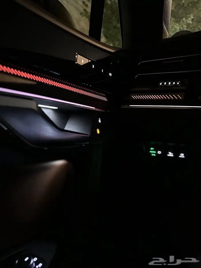 فولكس واجن طوارق 2024 فل كامل 15