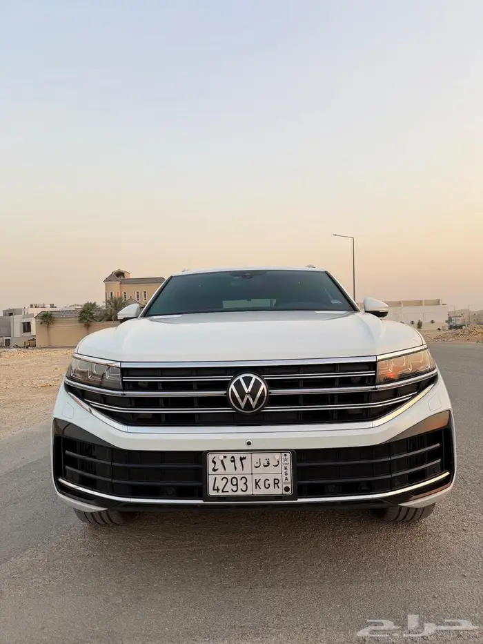 فولكس واجن طوارق 2024 فل كامل 1