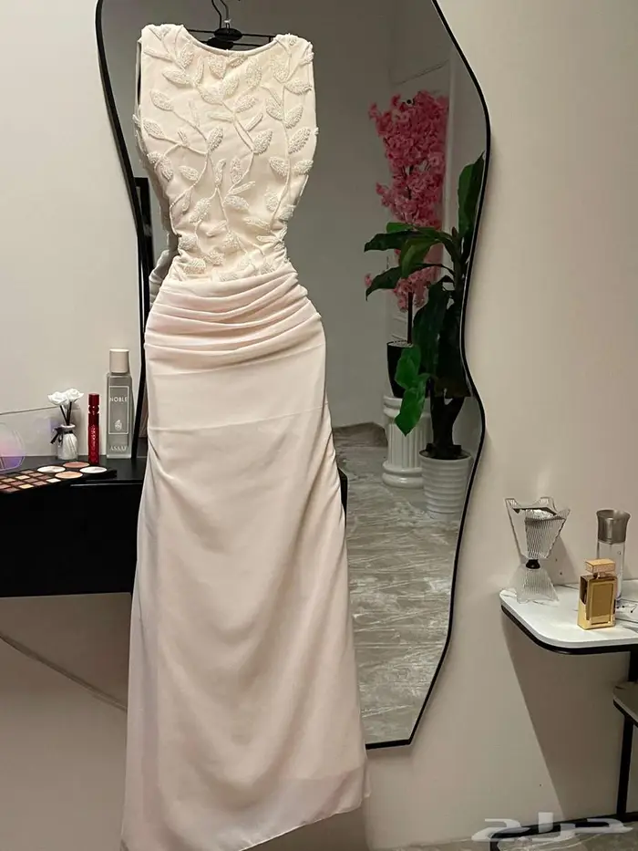 فساتين شتوي وصيفي خامات فاخره نشحن لكافه المدن والقرة 44