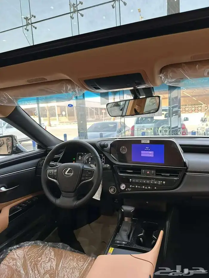 لكزس ES300 هايبرد موديل 2025 دفعتين الانماء والجزيره 0 ربح 25