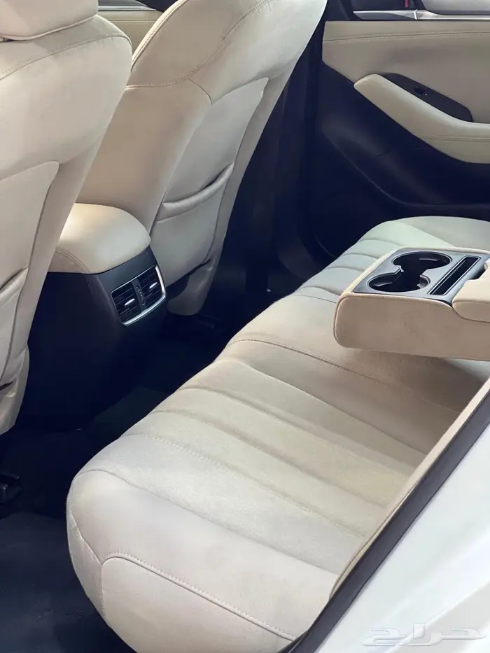 مازدا 6 عداد 83 موديل 2023 18