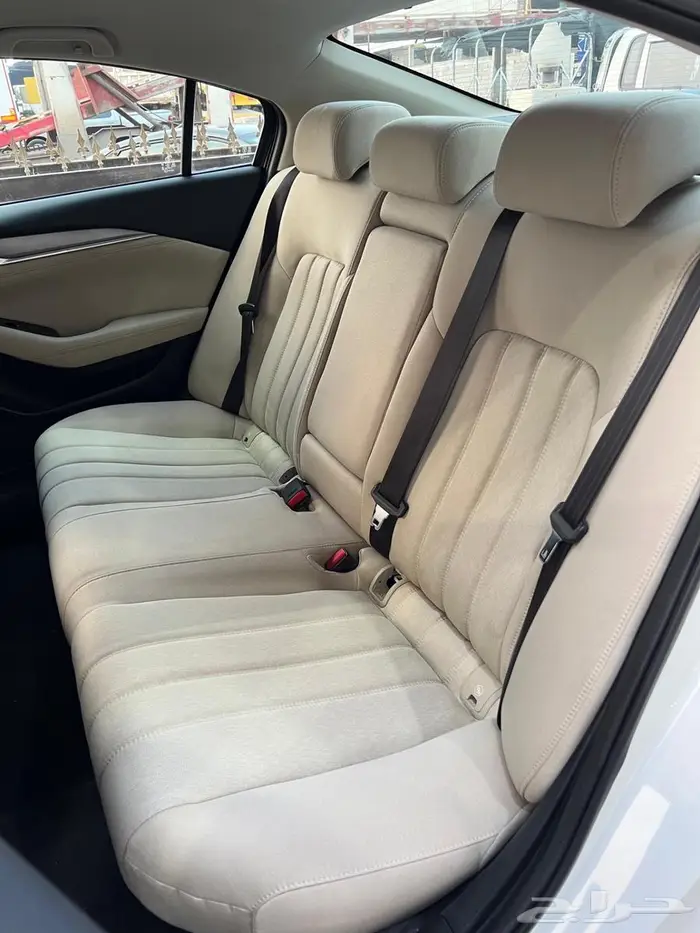 مازدا 6 عداد 83 موديل 2023 16