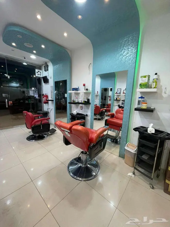 محل حلاقة للتقبيل 7