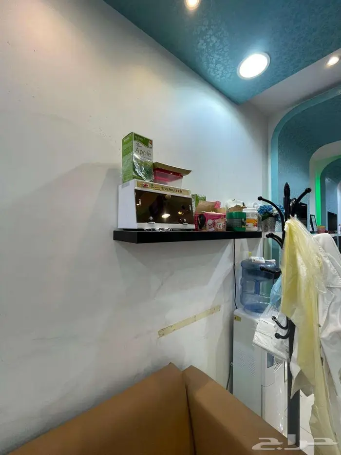 محل حلاقة للتقبيل 8