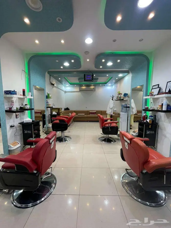 محل حلاقة للتقبيل 4