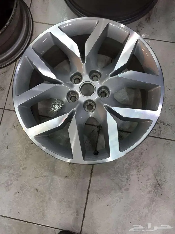 تتوفر لديناجميع جنوط الشيفرولية الكابرس او امبالا 2