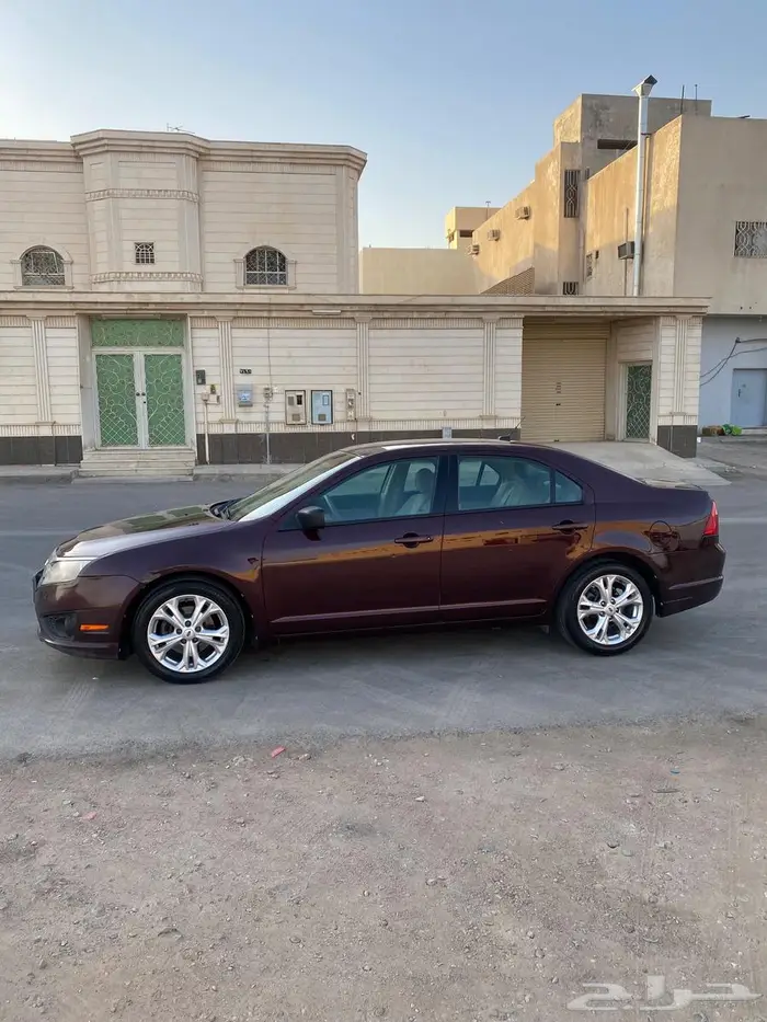 فورد فيوجن 2012 احمر عنابي 4