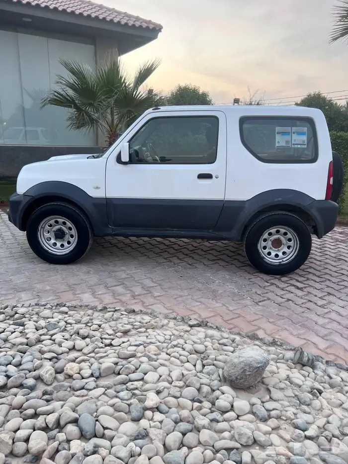 سوزوكي جمني 2018 1