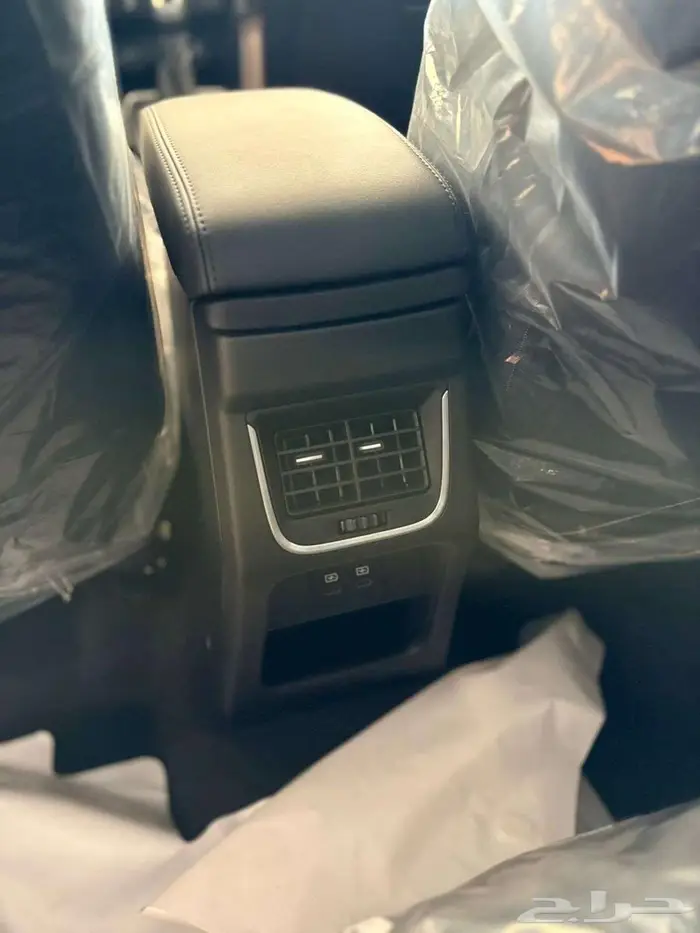 تويوتا اوربان كروزر GLX فل كامل 2026 18