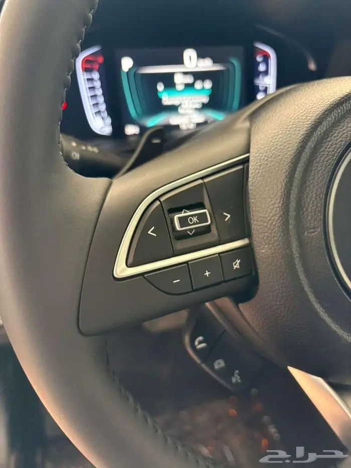 تويوتا اوربان كروزر GLX فل كامل 2026 10