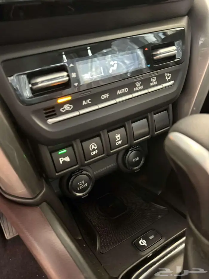 تويوتا اوربان كروزر GLX فل كامل 2026 14