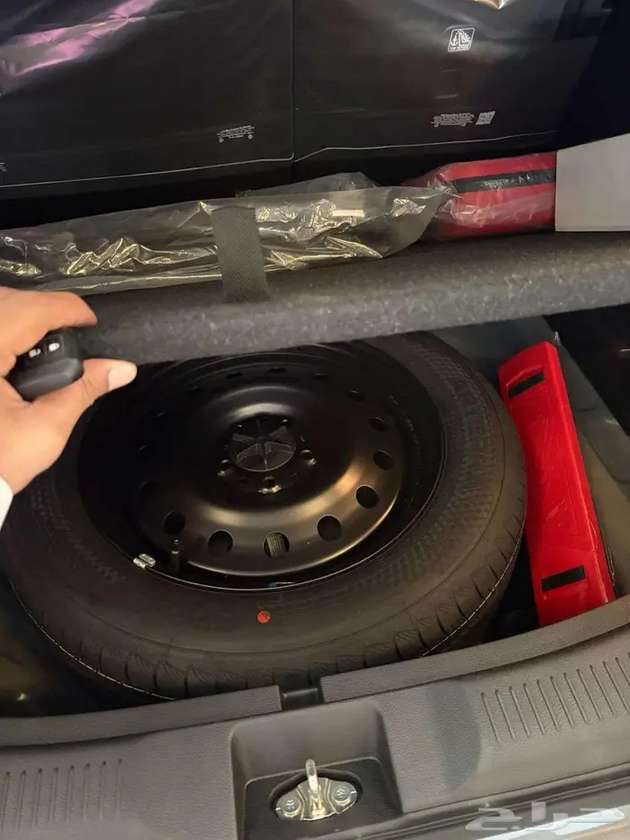 تويوتا اوربان كروزر GLX فل كامل 2026 20