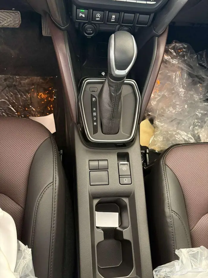 تويوتا اوربان كروزر GLX فل كامل 2026 13