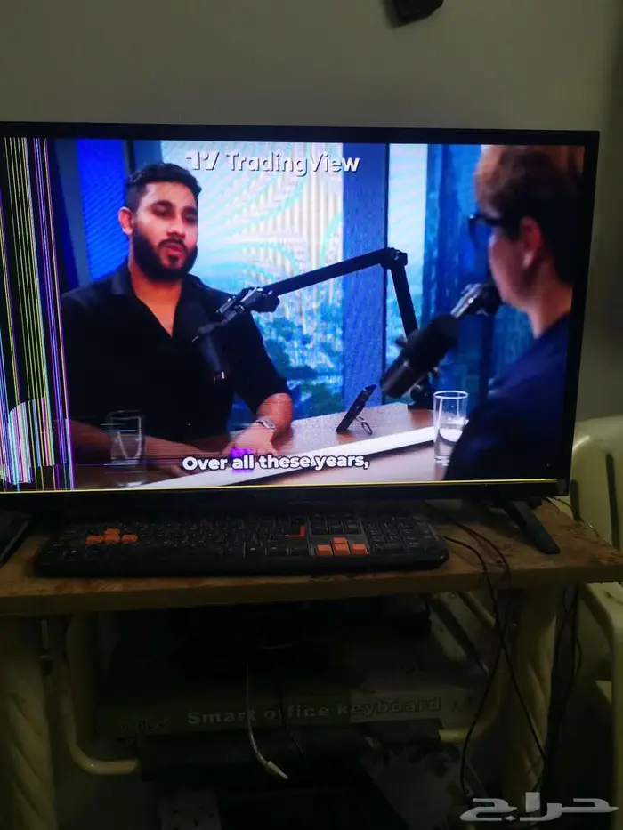 شاشة 32 فريسات 40   مع ريموت 1